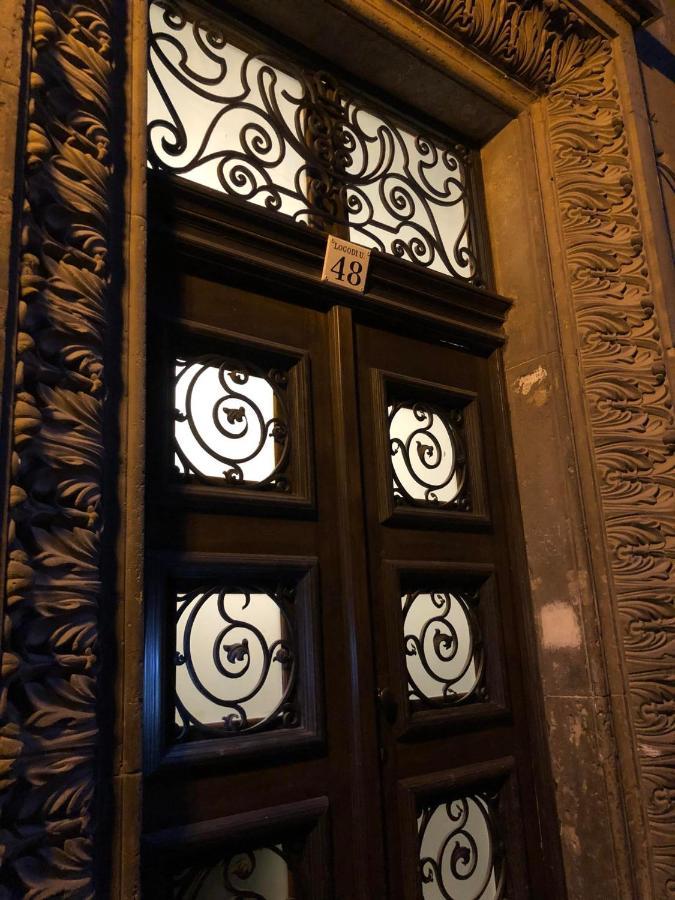Quiet Apartment Near Buda Castle Budapest Bagian luar foto
