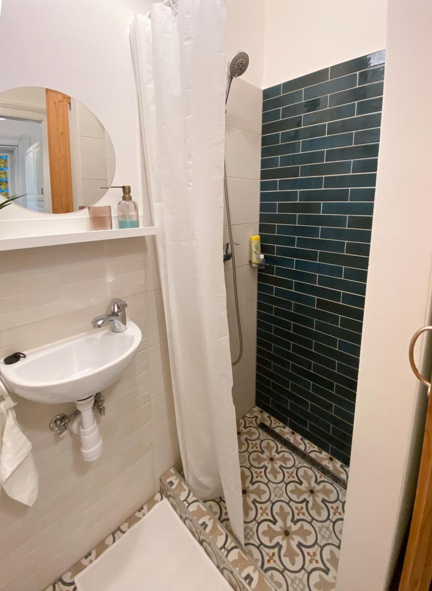 Quiet Apartment Near Buda Castle Budapest Bagian luar foto